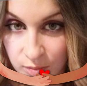 Meet your Posher, Karine